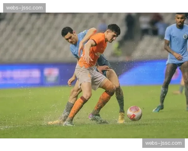 深圳新鹏城客场一球小负 防守反击战术执行效果一般